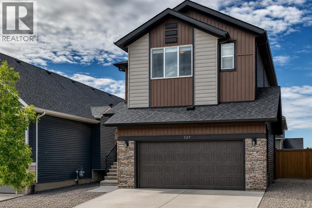 137 Creekside Way SW - 3