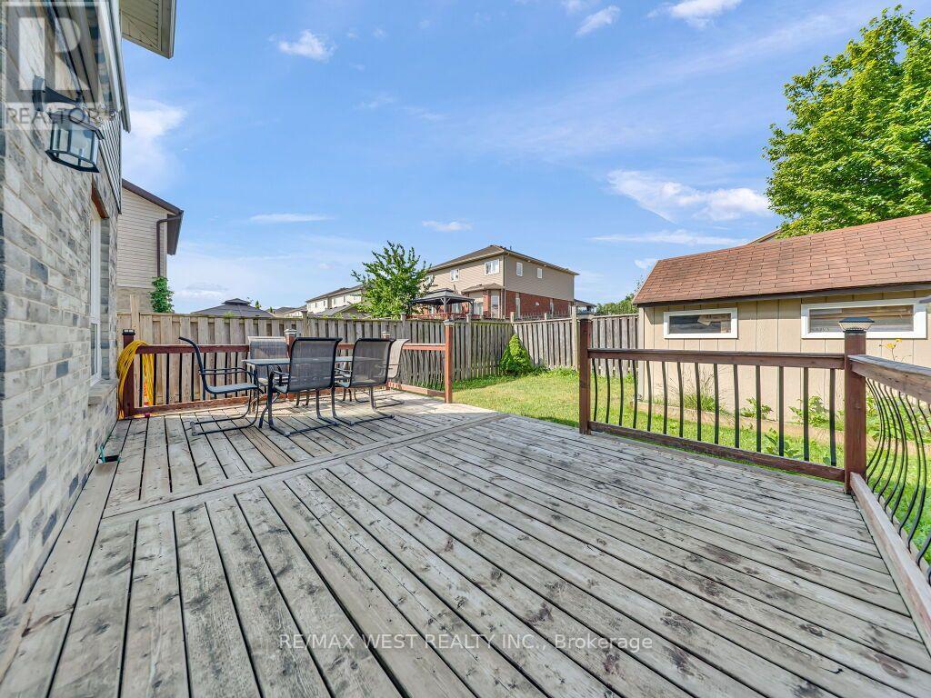 1369 OLD ZELLER DRIVE - 30