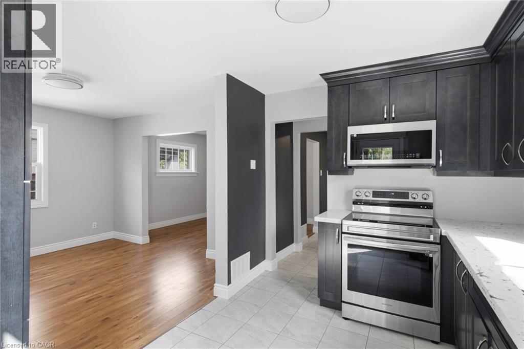 281 GUELPH Street - 17