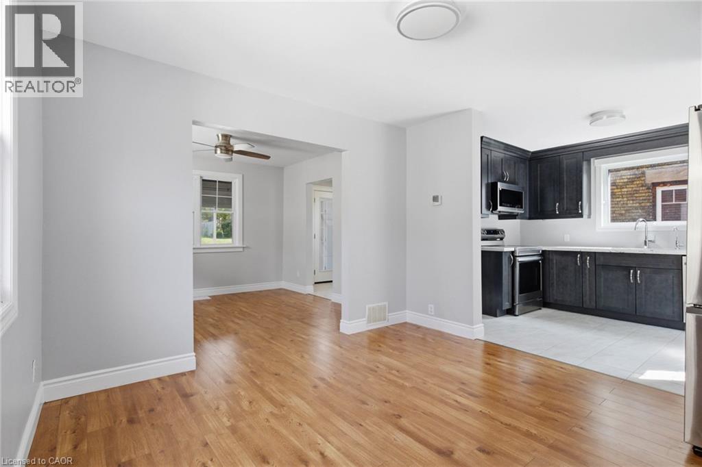 281 GUELPH Street - 10