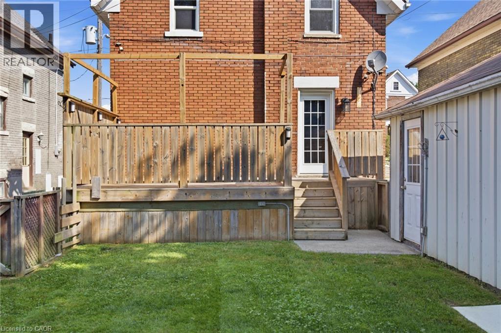 281 GUELPH Street - 48