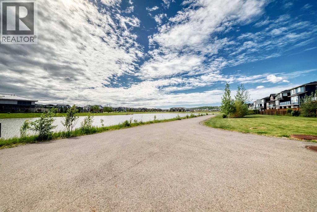 137 Creekside Way SW - 46