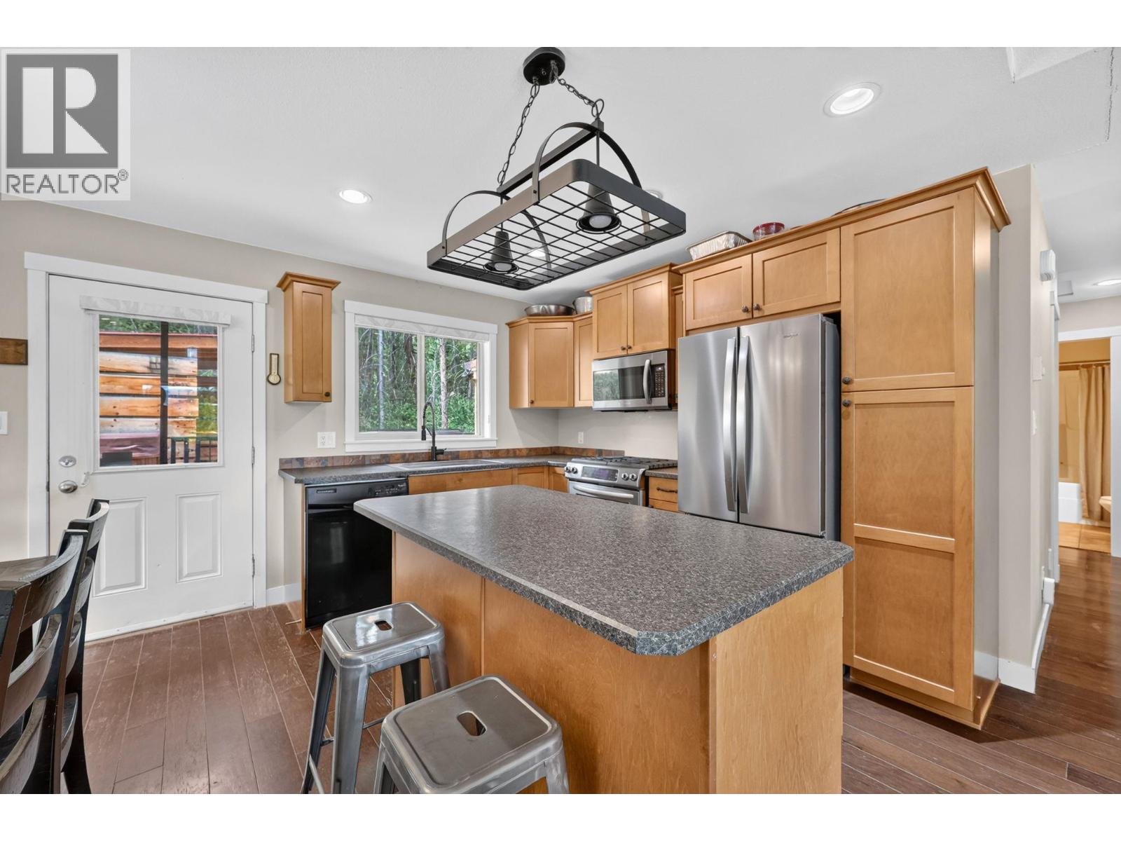 87 Larch Road - 21