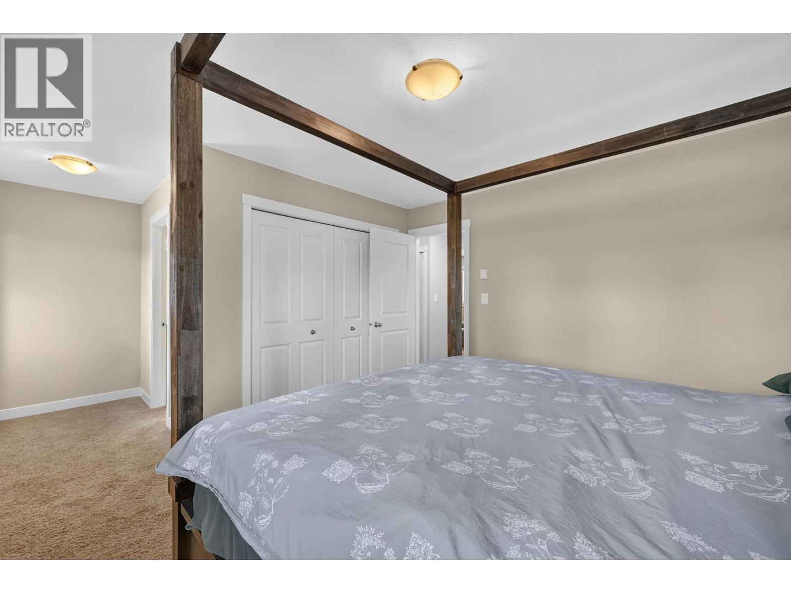 87 Larch Road - 30