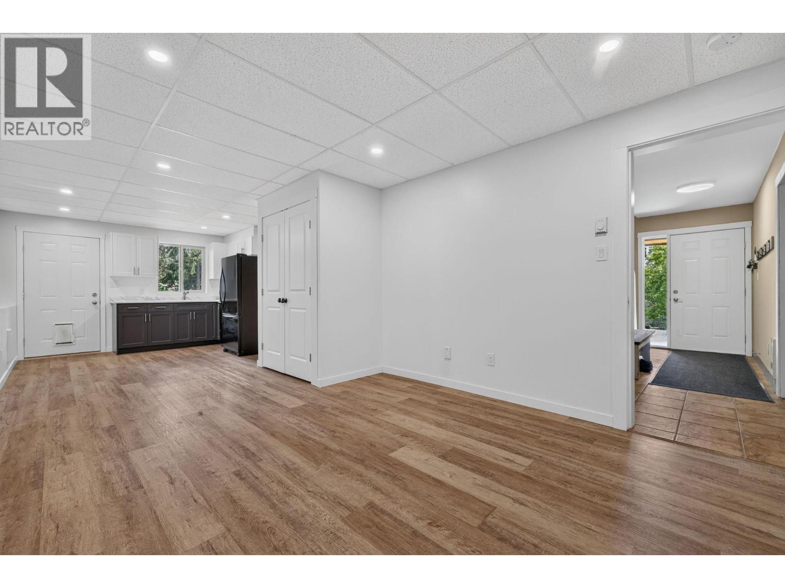 87 Larch Road - 42
