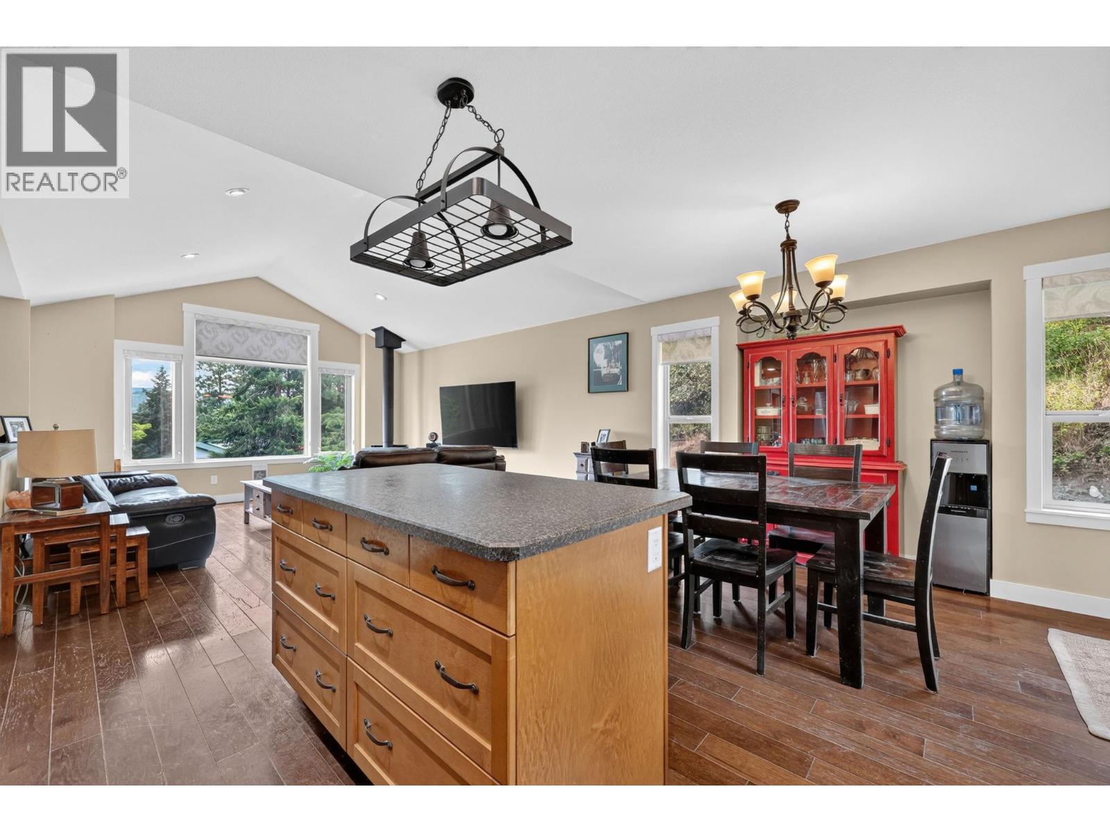 87 Larch Road - 23