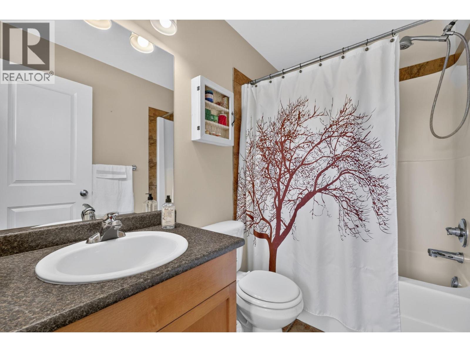 87 Larch Road - 31
