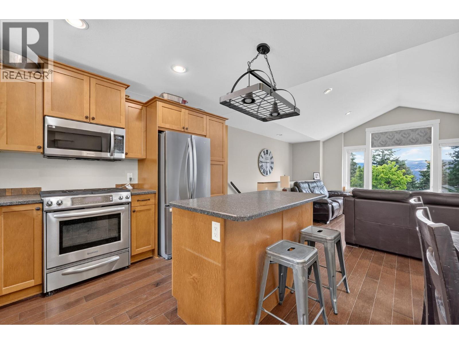 87 Larch Road - 22