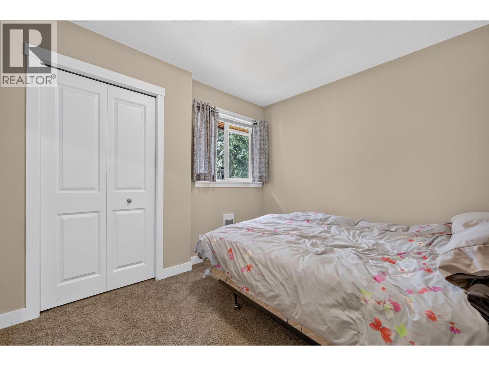 87 Larch Road - 32