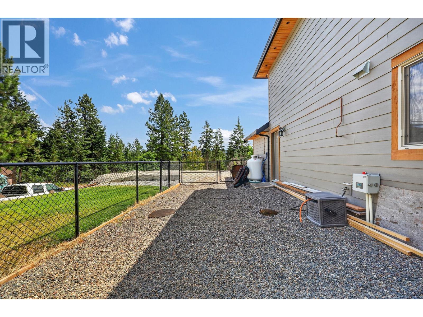 87 Larch Road - 60