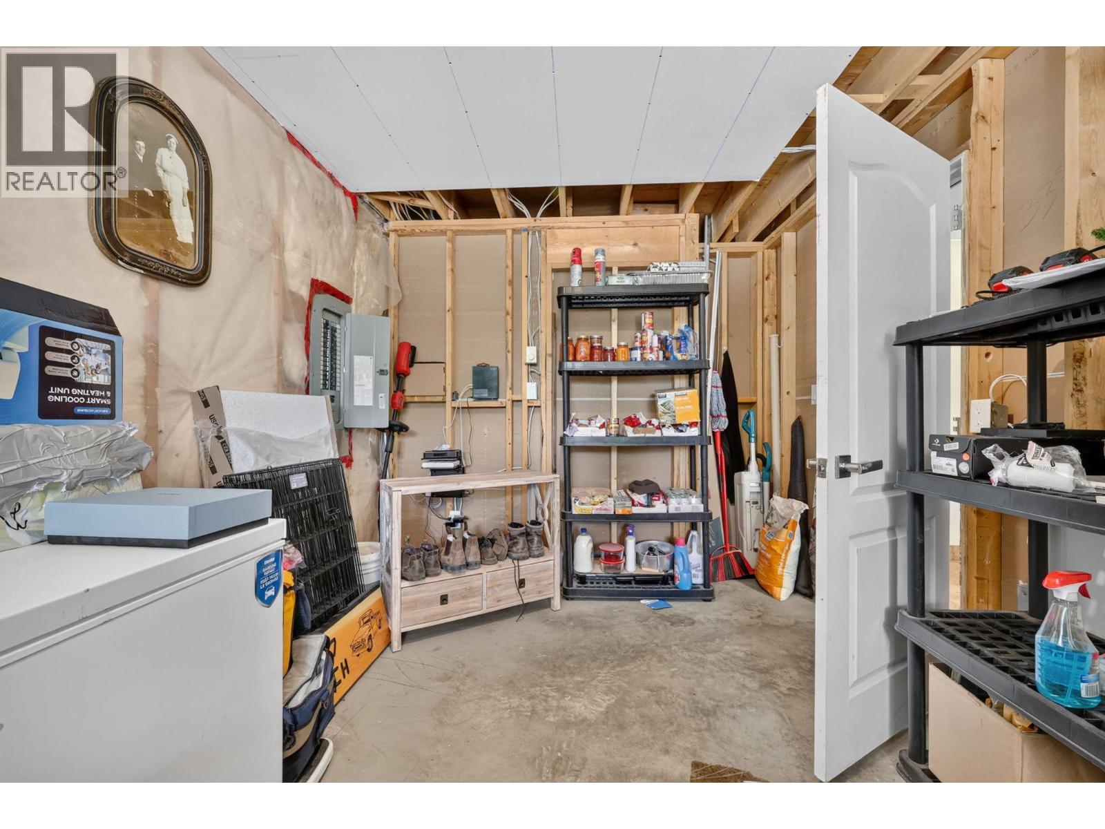 87 Larch Road - 40