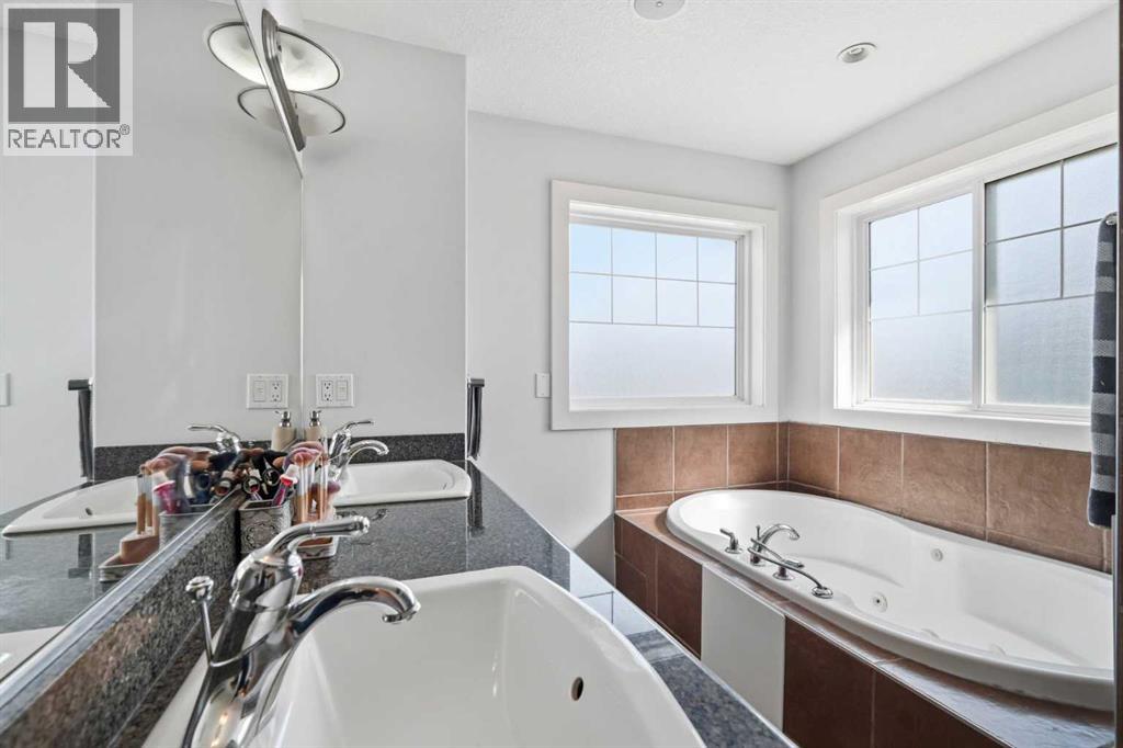 100 Cove Rise - 26