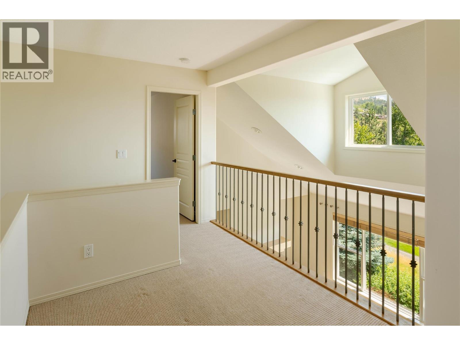 5281 SILVERADO Place, Kelowna
