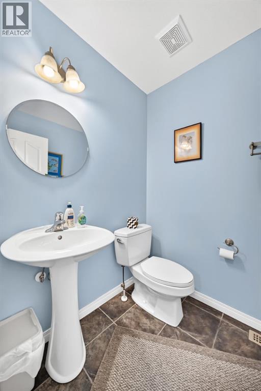 43 Rockmont Court NW - 21