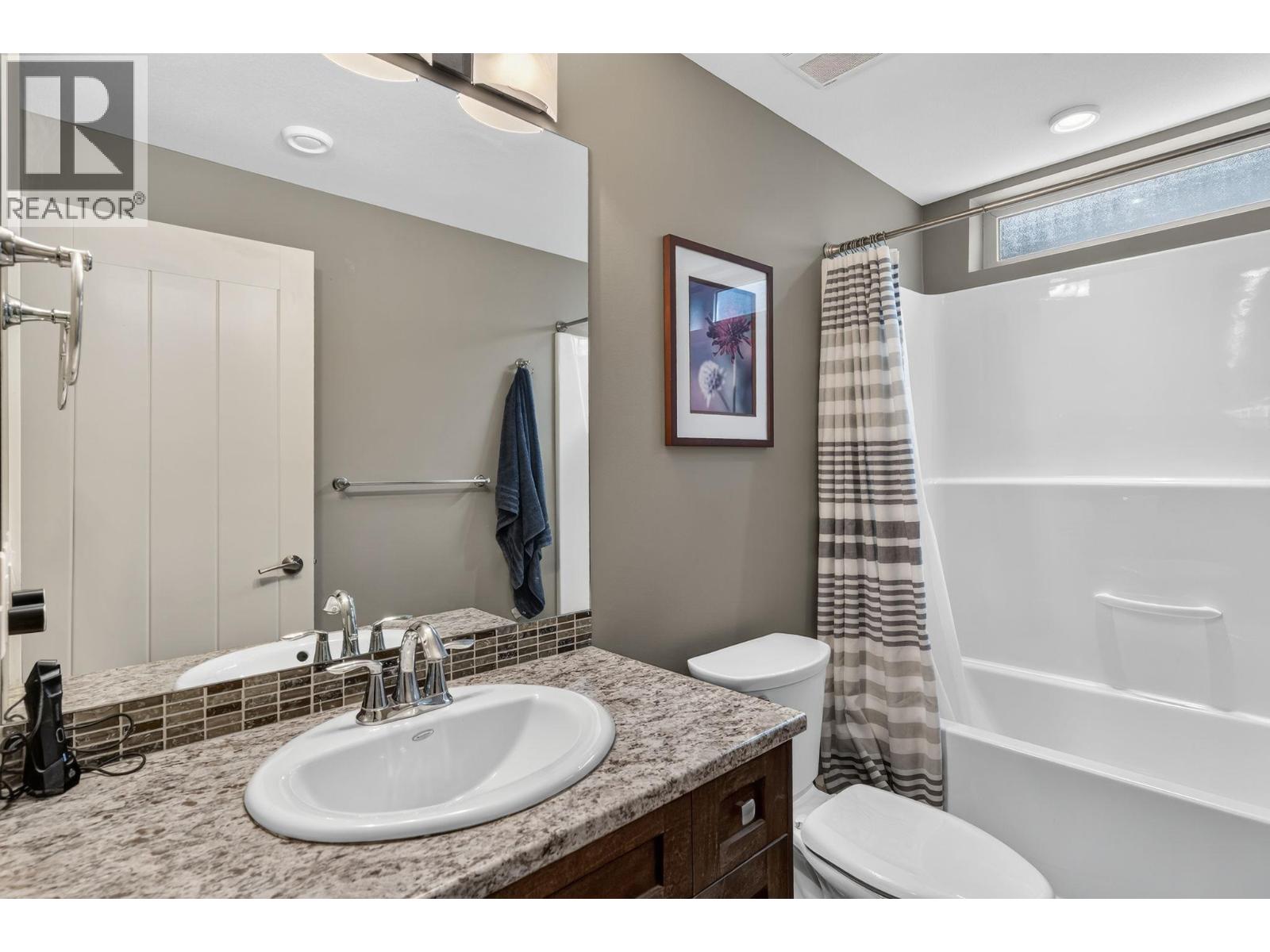 1084 Stockley Street - 42