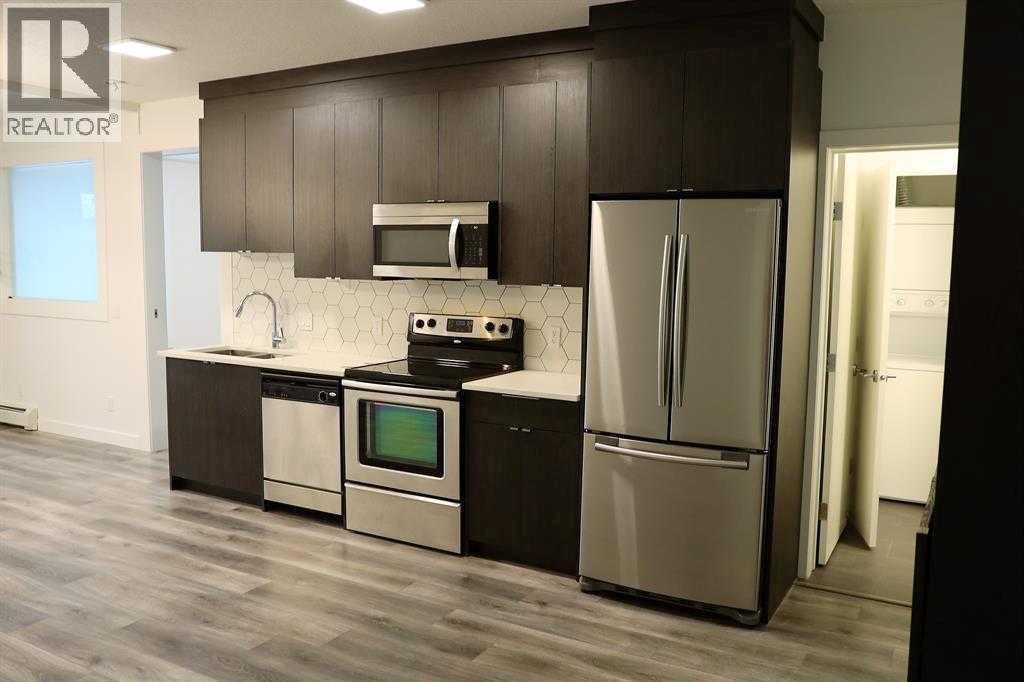 #104 117 19 Avenue NE - 4