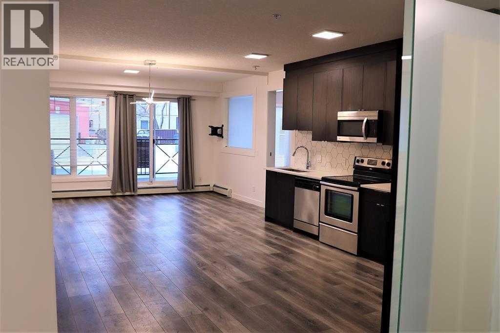 #104 117 19 Avenue NE - 3