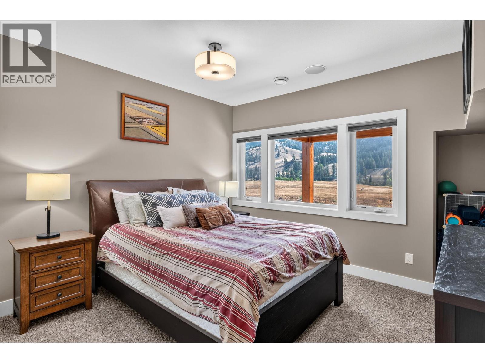 1084 Stockley Street - 37