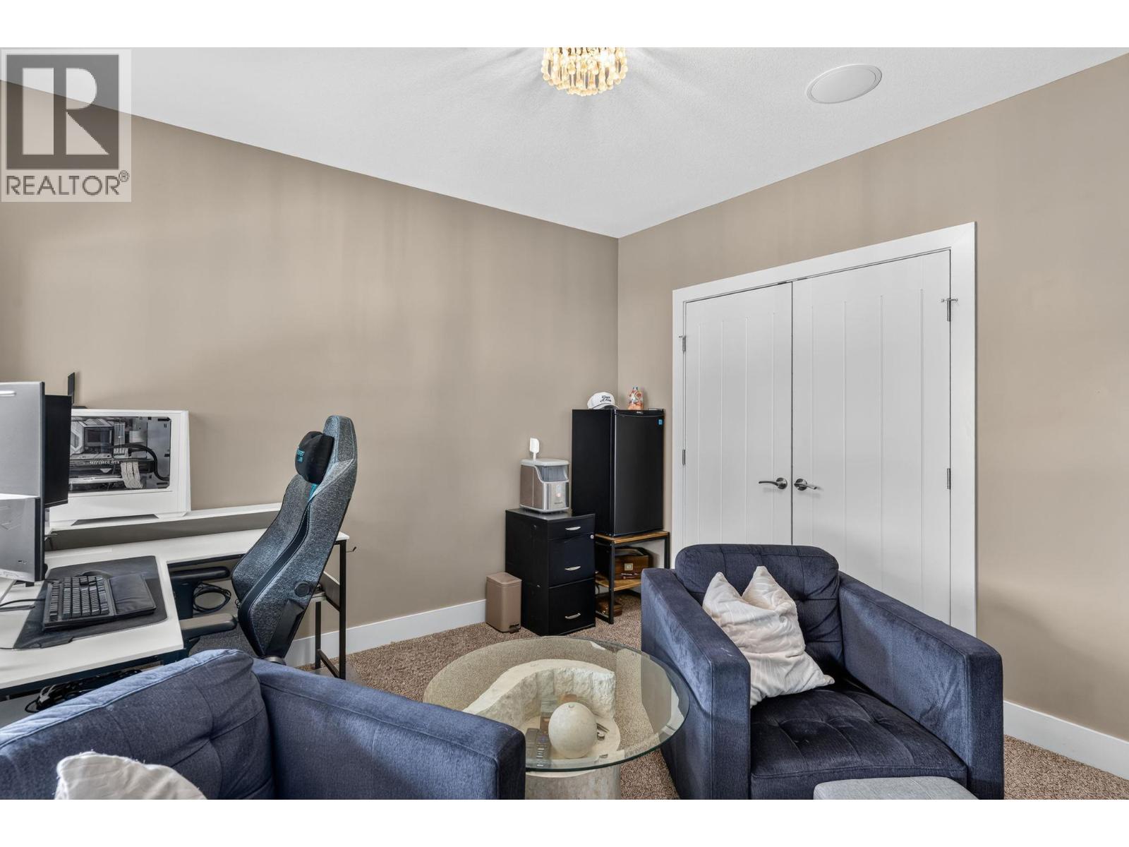 1084 Stockley Street - 44
