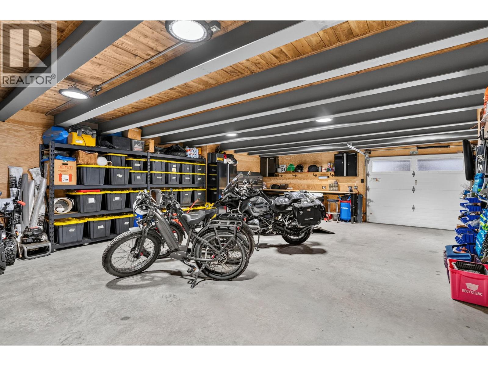 1084 Stockley Street - 48