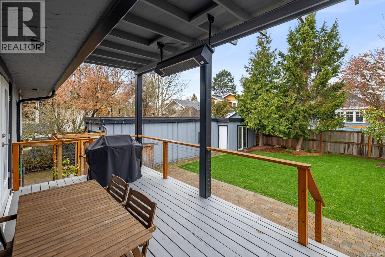 916 Monterey Ave - 15