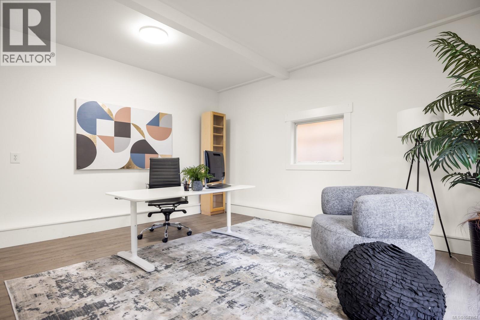 916 Monterey Ave - 32