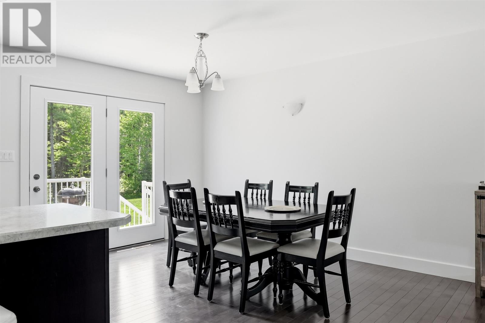 33 Parkewood DR - 14