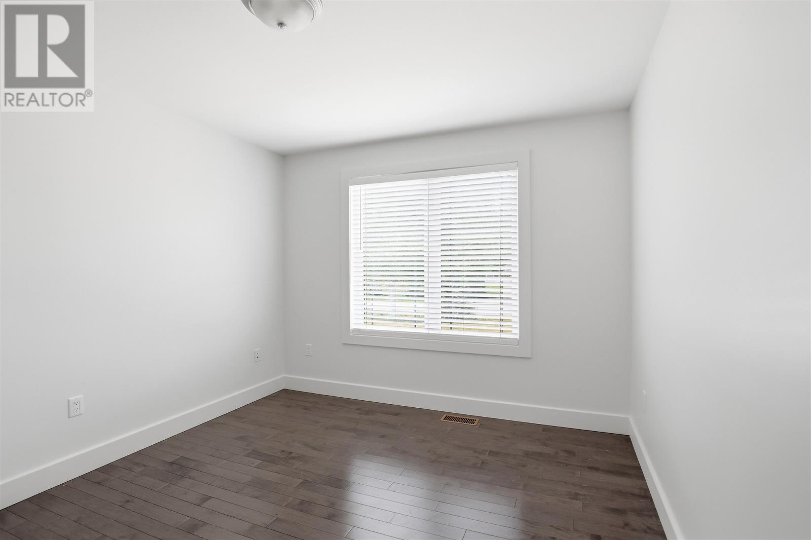 33 Parkewood DR - 25