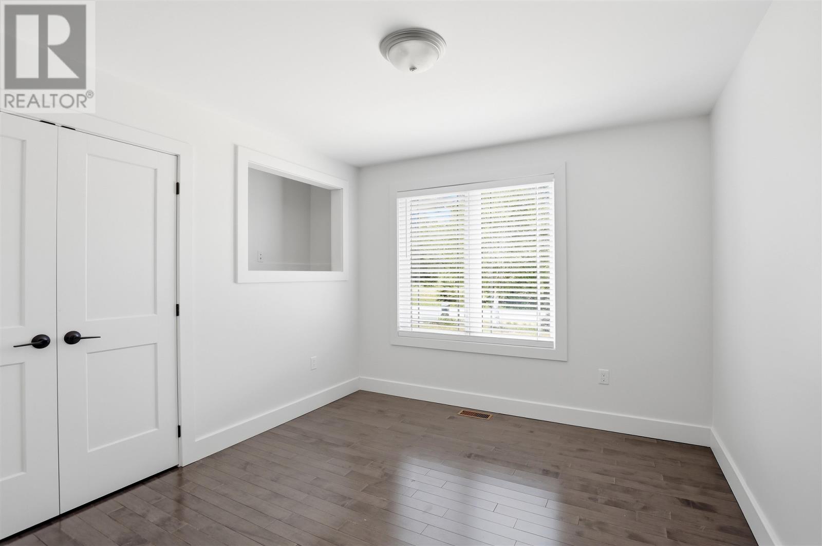 33 Parkewood DR - 26