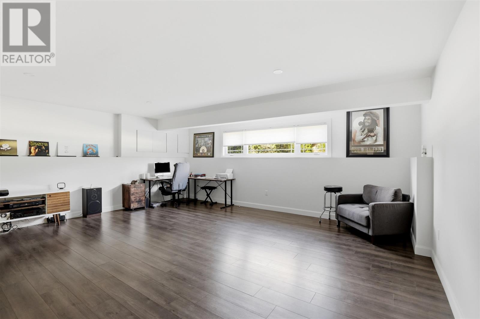 33 Parkewood DR - 29