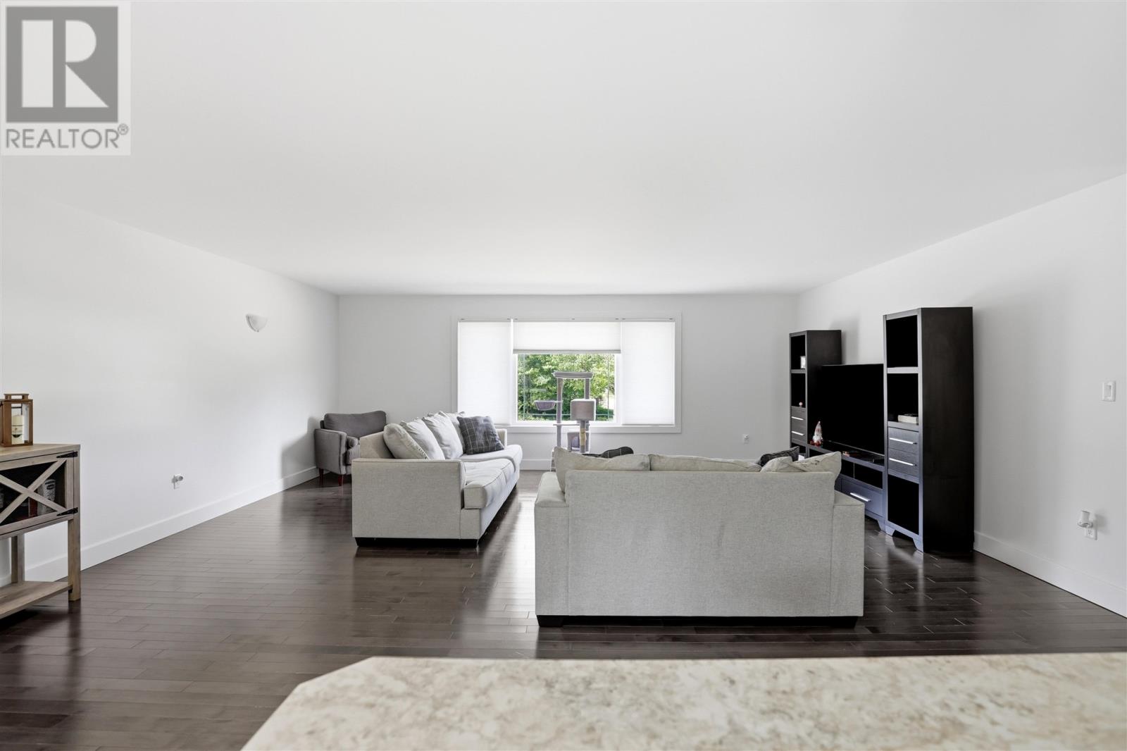 33 Parkewood DR - 9