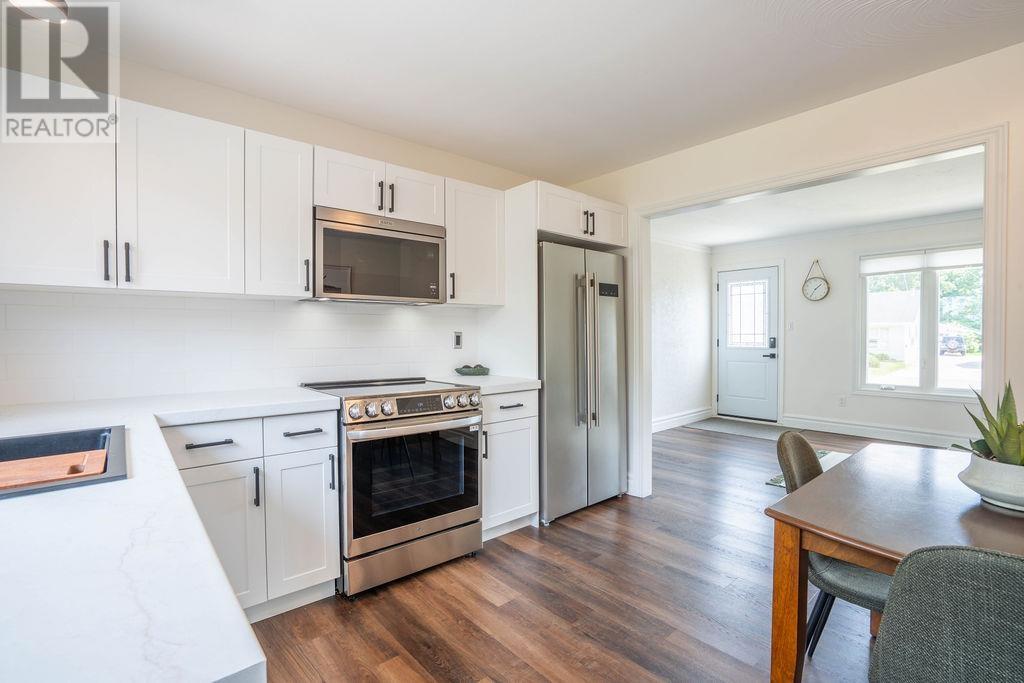 112 Anna ST - 14