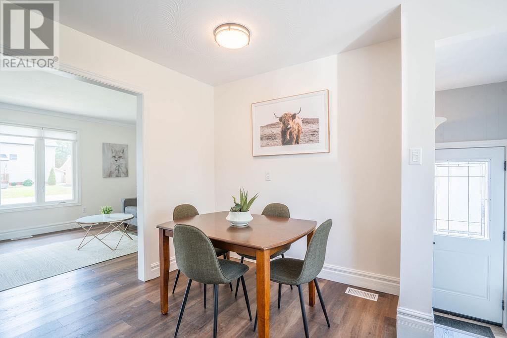 112 Anna ST - 15