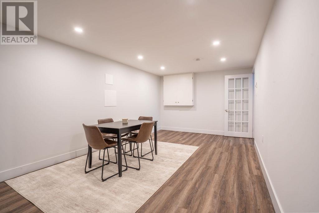 112 Anna ST - 33