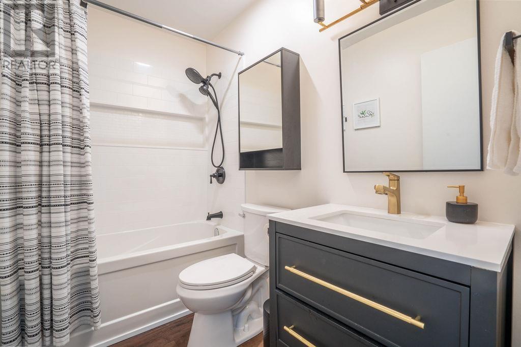 112 Anna ST - 22