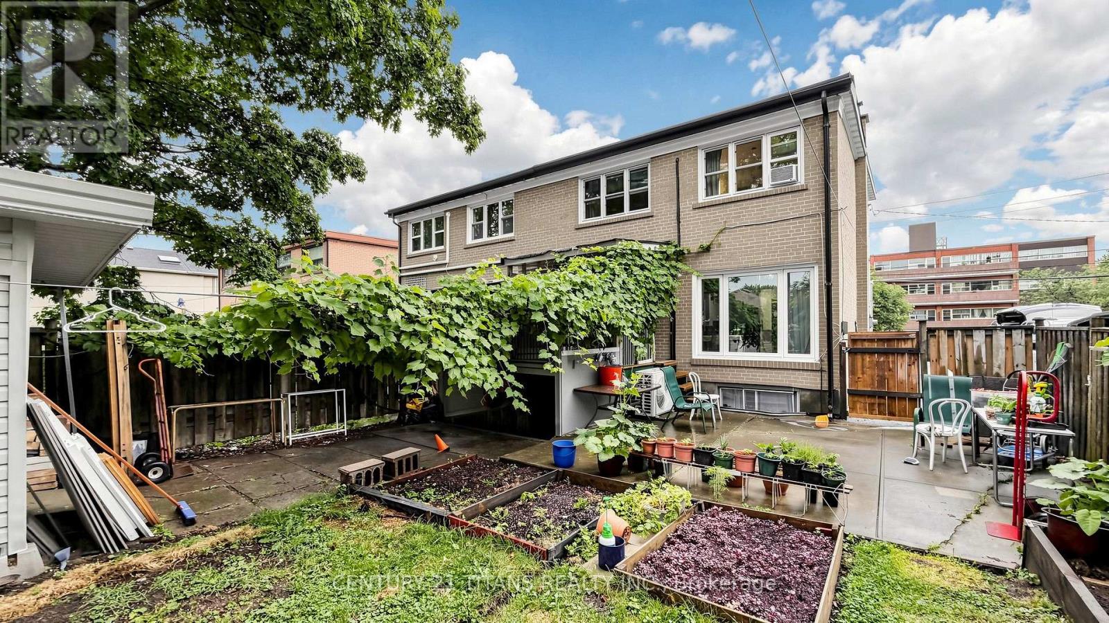529A BIRCHMOUNT ROAD - 42