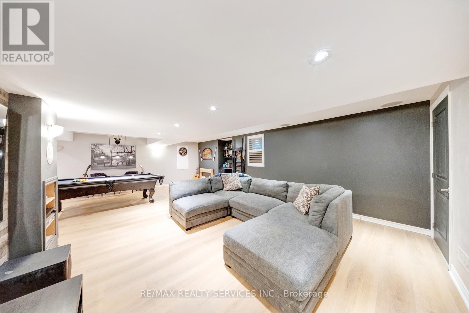 277 POTTS TERRACE - 38