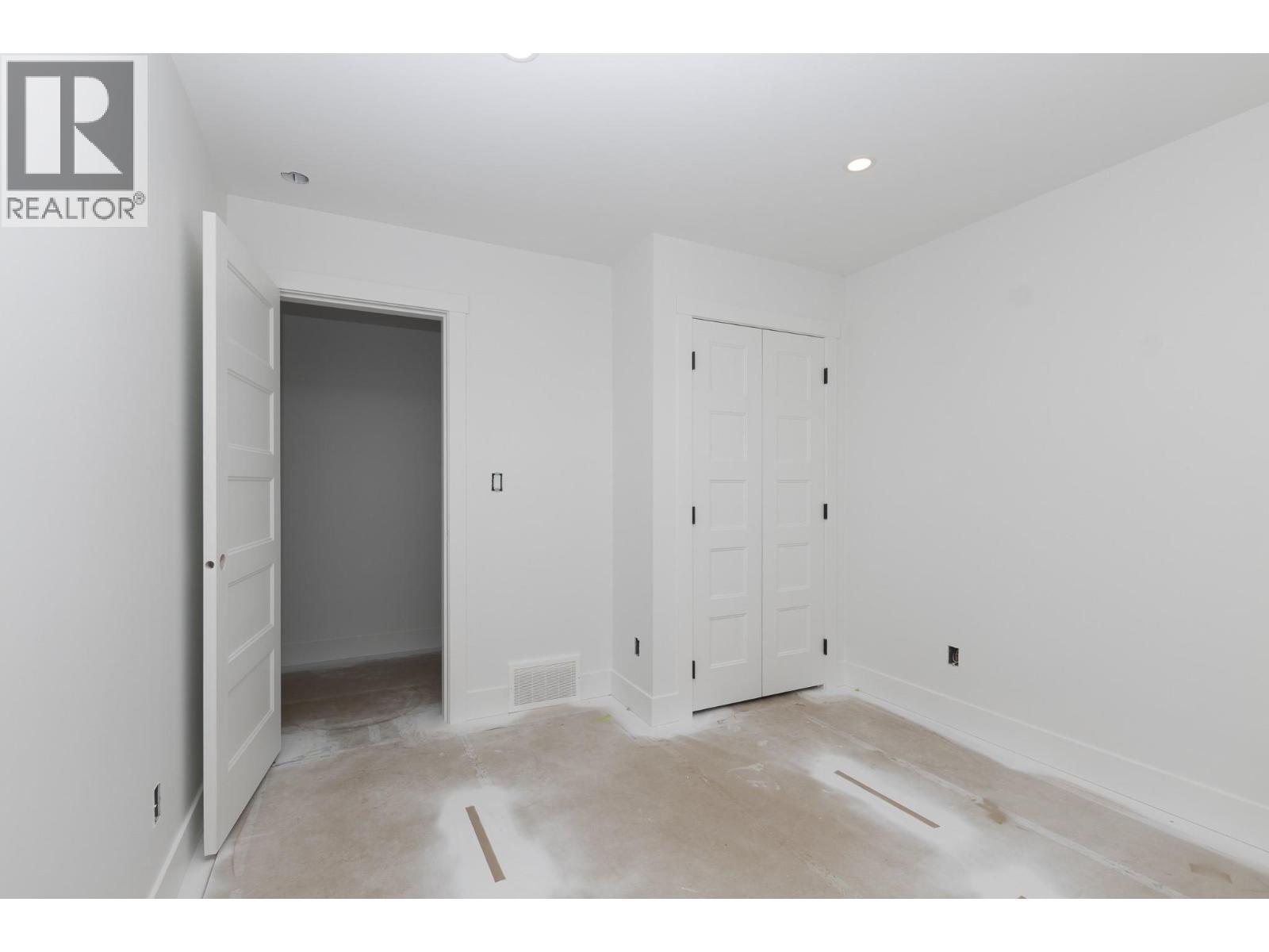  1500 21 Street Northeast, Salmon Arm