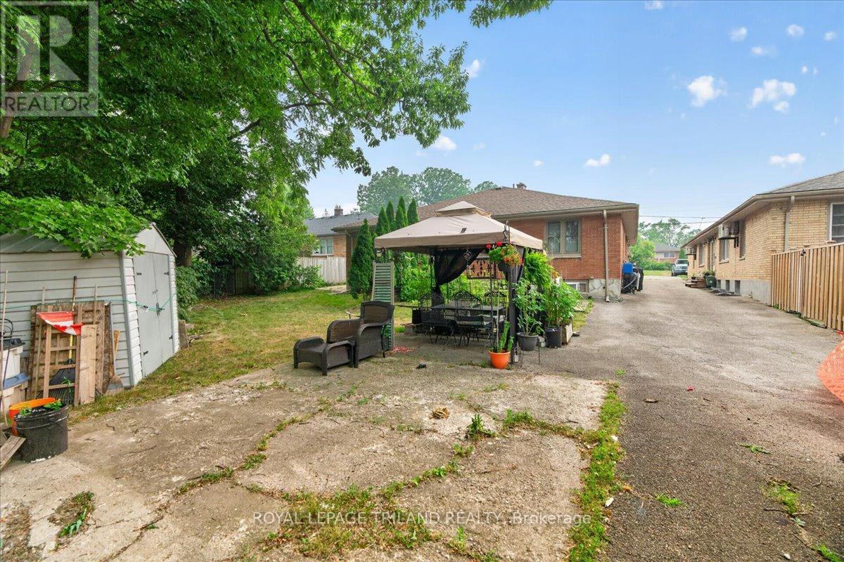 250 GREENWOOD AVENUE - 42