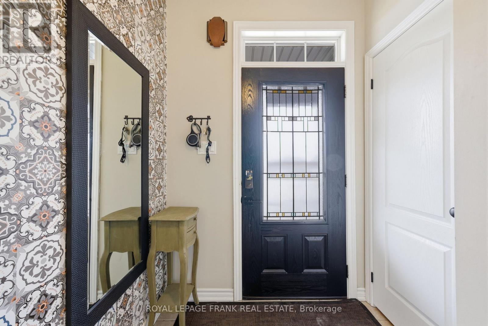 8 KYLE COURT - 7