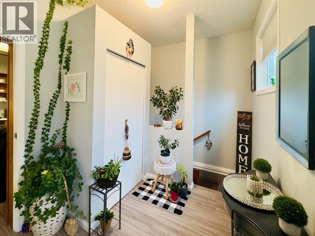 7710 24 Avenue - 6