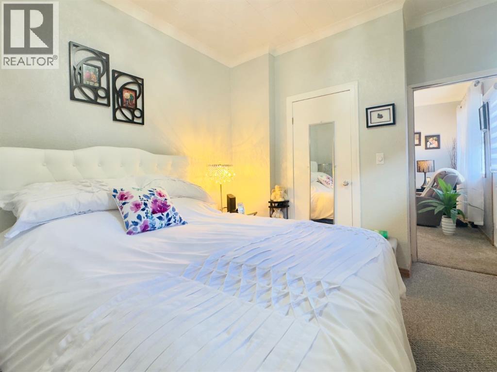 7710 24 Avenue - 16