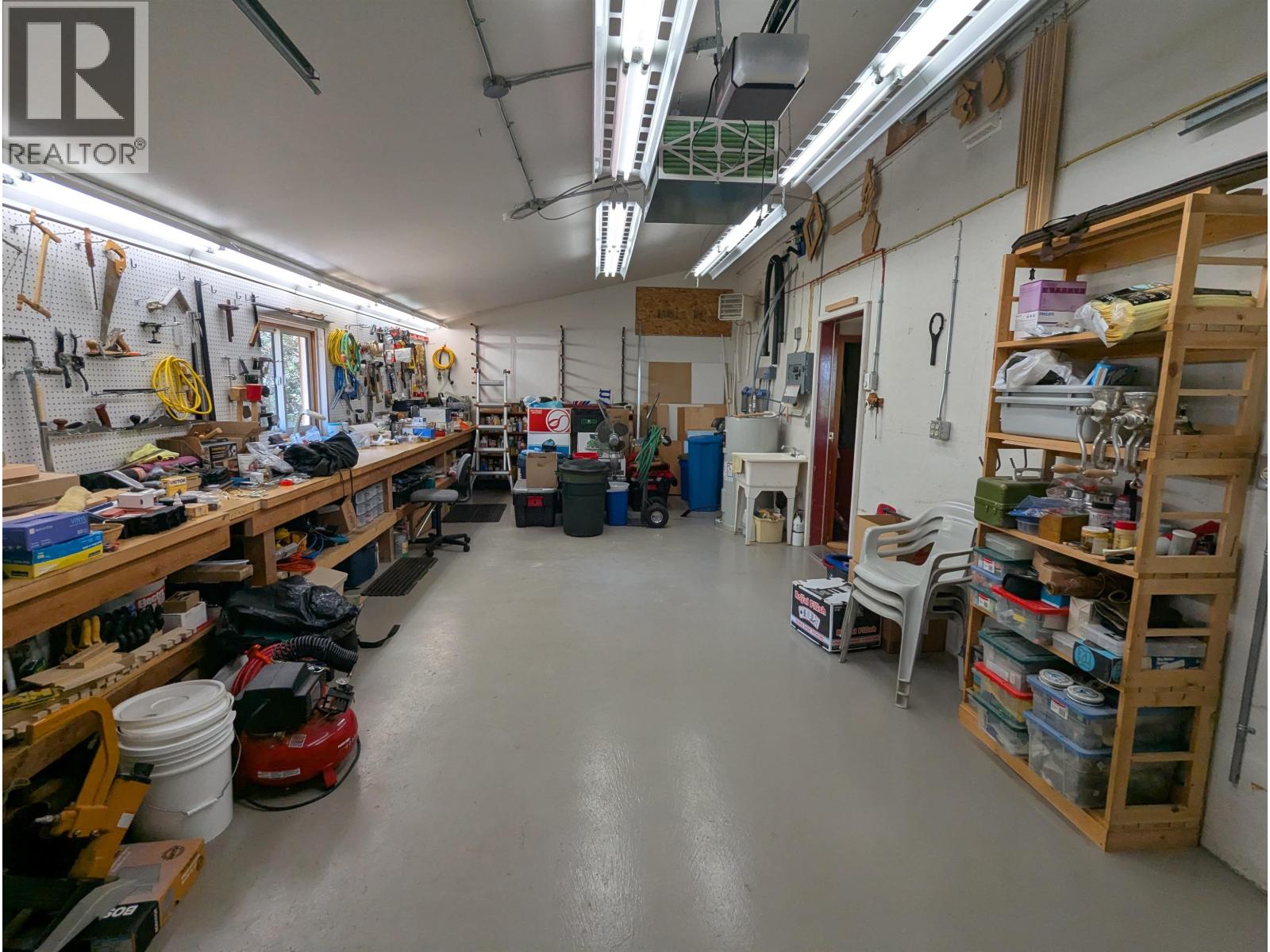8516 BLUFF ROAD - 5