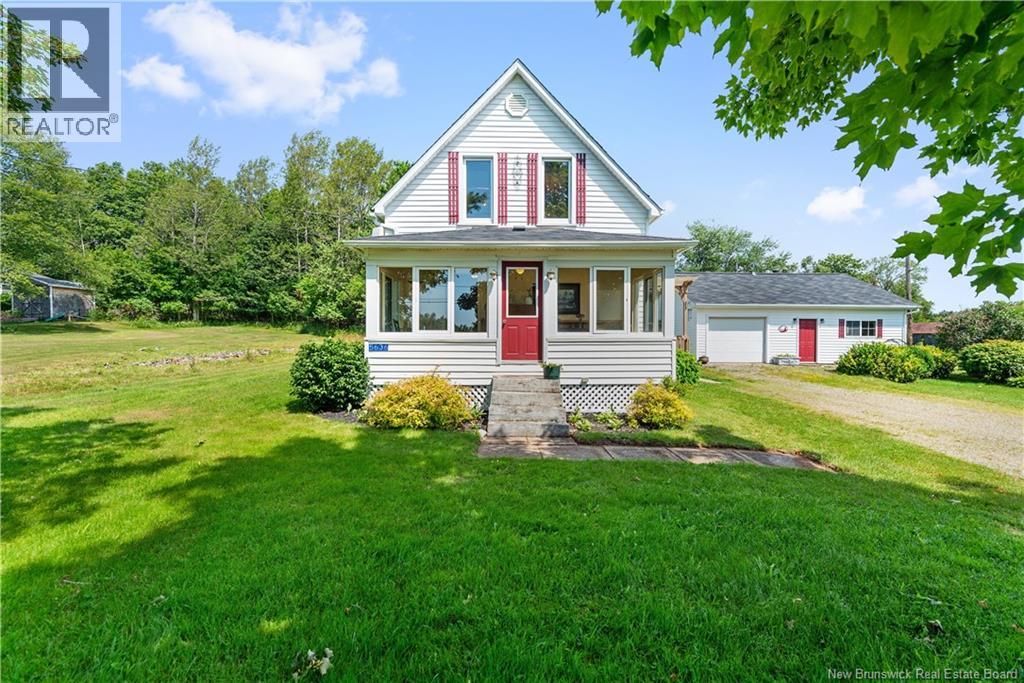 5636 King Street - 1