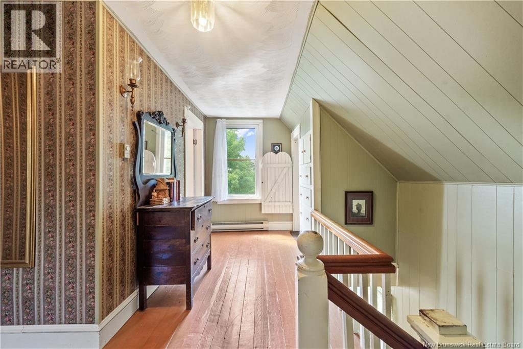 5636 King Street - 13