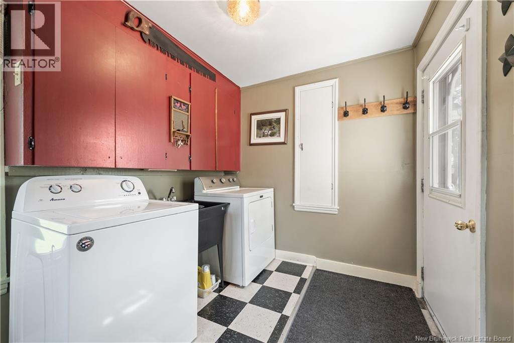 5636 King Street - 11