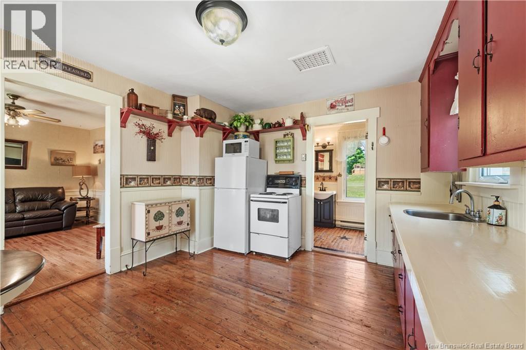 5636 King Street - 7