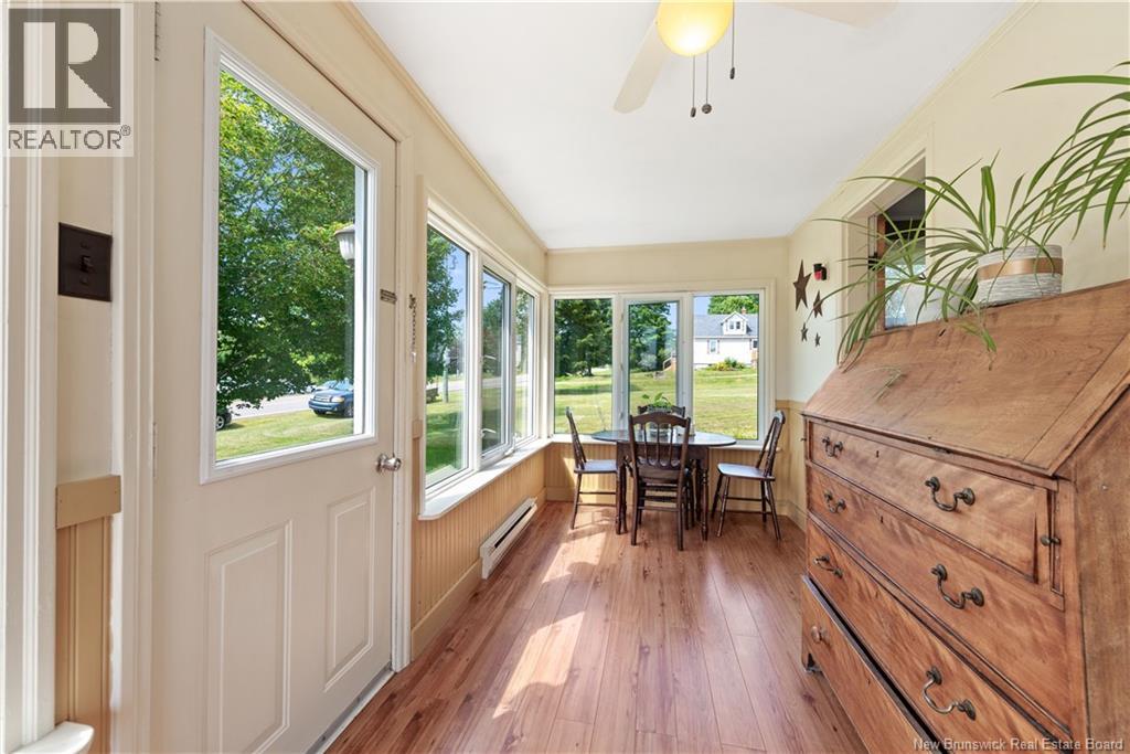5636 King Street - 9