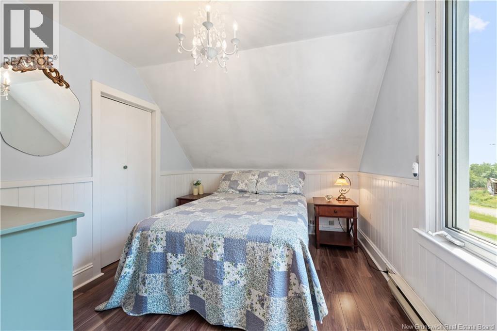 5636 King Street - 16