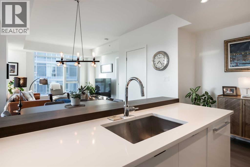 #803 108 Waterfront Court SW - 5